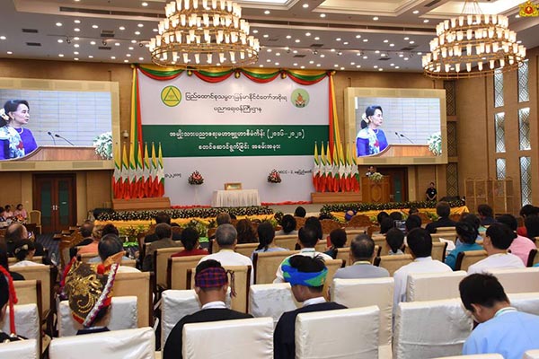 လက္ရွိပညာေရးစနစ္သည္ နယ္ပယ္ကိုးခုတြင္ အဓိကစိန္ေခၚမႈမ်ား ရင္ဆိုင္ေနရ