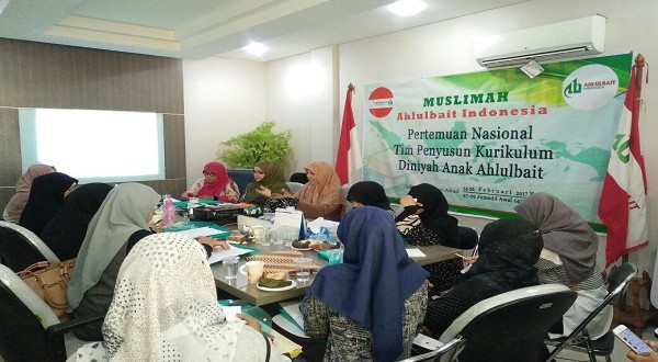 Muslimah ABI Susun Kurikulum Diniyah untuk Anak Didik
