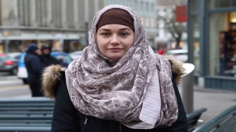 В США в штате Калифорнии прошла выставка хиджаба 