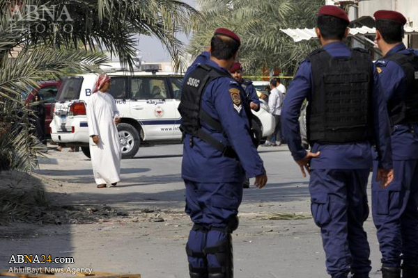 Bomb attack on police bus injures four Bahraini officers