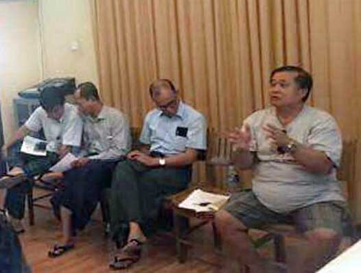 ၈၈ ေက်ာင္းသားေခါင္းေဆာင္တခ်ဳိ႔ အင္အားႀကီးအတိုက္အခံပါတီ ထူေထာင္ရန္စီစဥ္