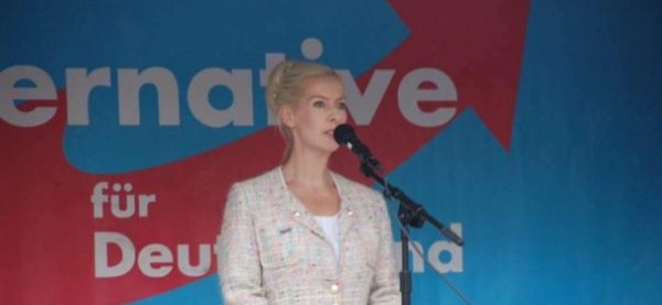 AfD-Politikerin spricht bei Pegida