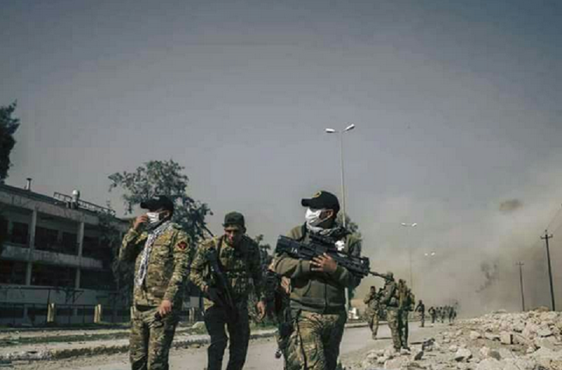  Les forces irakiennes attaquent quatre quartiers tenus par Daesh à Mossoul