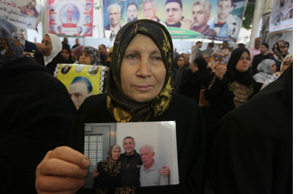 PLC accuses Israeli doctors of torturing Palestinian prisoners