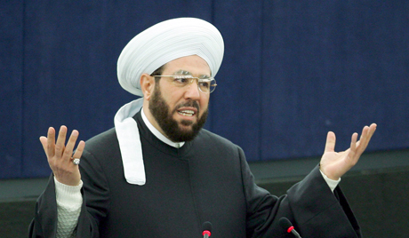 Western states supporting terrorists to disintegrate Syria: Grand Mufti