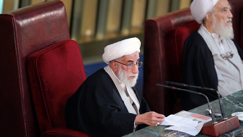 آیت اللہ جنتی کی امریکی اقدامات کے مقابلے میں ہوشیار رہنے پر تاکید