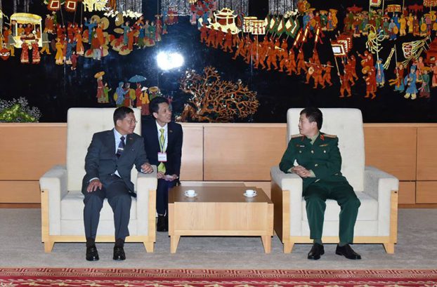 ဗုိလ္ခ်ဳပ္မႉးႀကီးမင္းေအာင္လႈိင္ ကေမာၻဒီးယားႏုိင္ငံ ေရာက္ရွိ