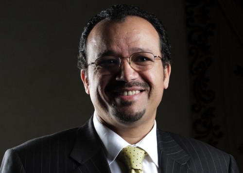 المحامي الملا: لا يتصور العقل البشرى ما جرى على "الدكتور العكري"