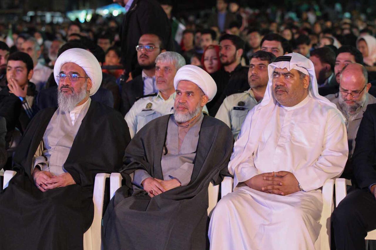 مهرجان "قرنين من مقاومة الاستعمار" بحضور القيادیين الصالح والراشد ونشطاء بحرينيين ويمنيين في مدينة "بوشهر"+(صور) 