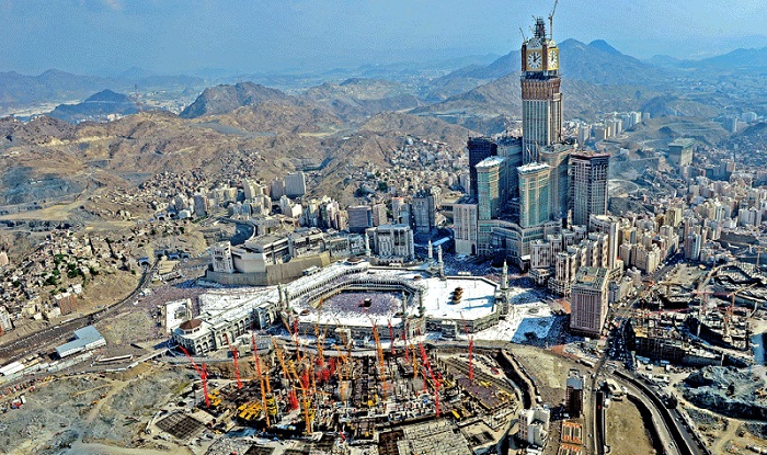 آمدنی کیلیے آل سعود مکّہ کے مقدس مقامات کو منہدم کررہے ہیں