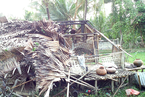 ေျမာက္ဦး၌ ေလဆင္ႏွာေမာင္းတိုက္ခတ္၍ လူေနအိမ္၂၀ ေက်ာ္ ပ်က္စီး