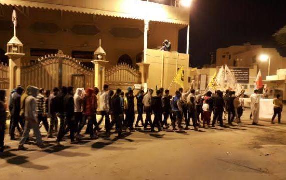 أهالي الدراز: نفسنا طويل والعزم شديد ويستحيل أن نتخلى عن قائدنا مهما طالت المدة