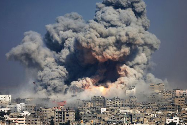 シオニスト政権、ガザ地区を空爆