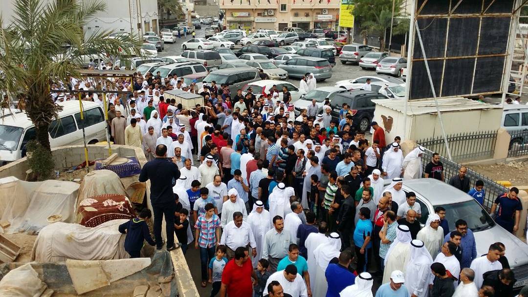 تشييع الشاعر منصور المبارك الذي قتلته السلطات تحت التعذيب+(صور)