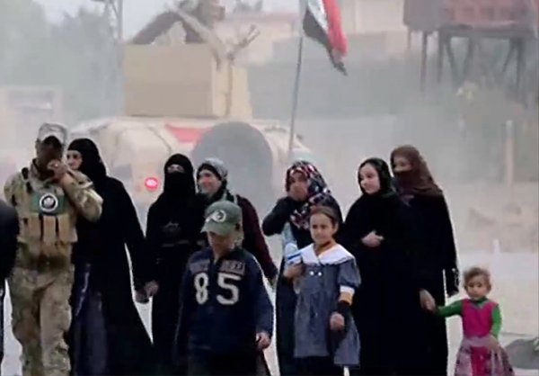 معاناة كبيرة للنازحين من الموصل