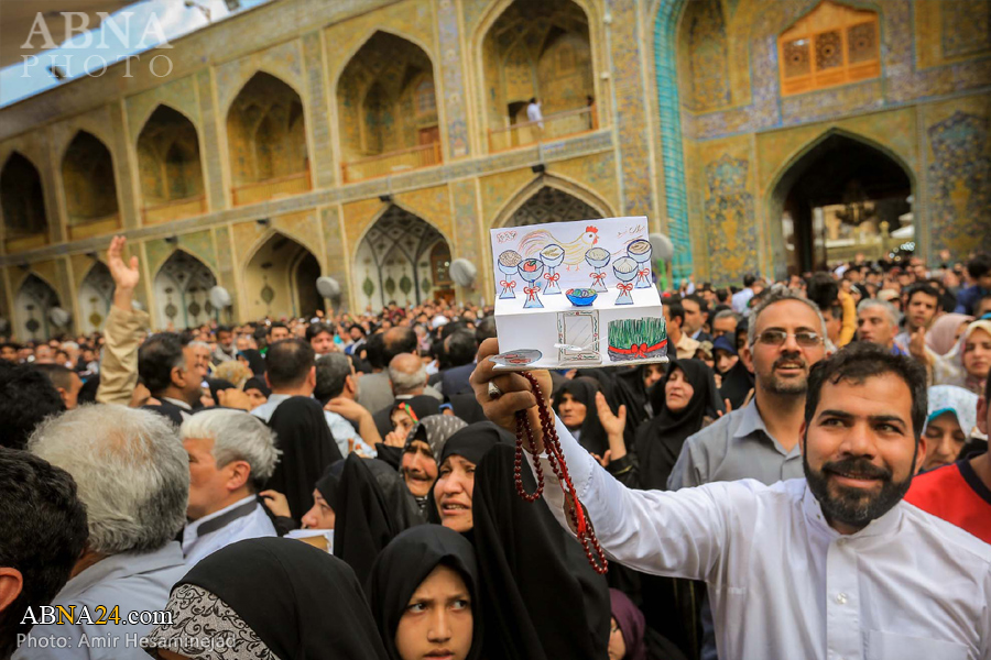 تقرير مصور/ مراسم خاصة للسنة الجديدة في حرم الامام امير المؤمنين (ع)