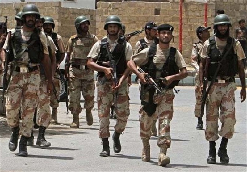 کراچی شہر میں بڑی دھشتگردی کا خطرہ، رینجرز کاروائی میں بھاری اسلحہ برآمد