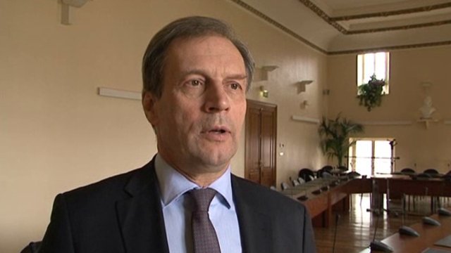 Diputados Franceses Admiten que fue un Error Apoyar a Terroristas para Derrocar a Al Assad