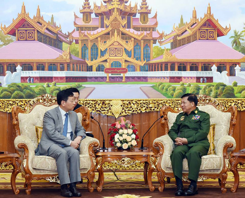 တပ္မေတာ္ကာကြယ္ေရးဦးစီးခ်ဳပ္ႏွင့္ တ႐ုတ္သံအမတ္တို႔ ေလာက္ကိုင္အေရးေဆြးေႏြး