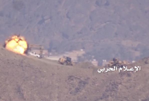 الجيش اليمني يحرق 5 آليات سعودية في عسير وجيزان