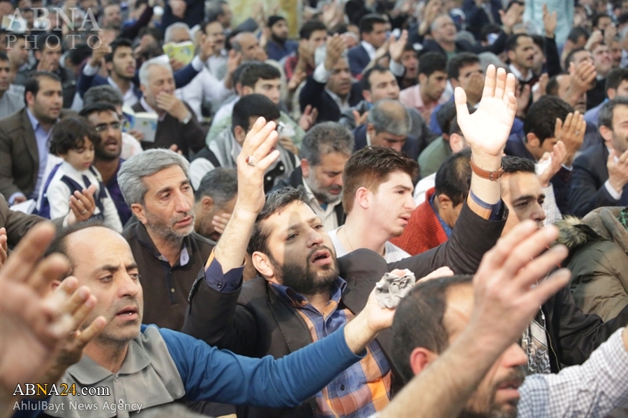 تقرير مصور/ دعاء التوسل في مسجد "جمكران" المقدس في بداية السنة الجديدة الايرانية "1396"