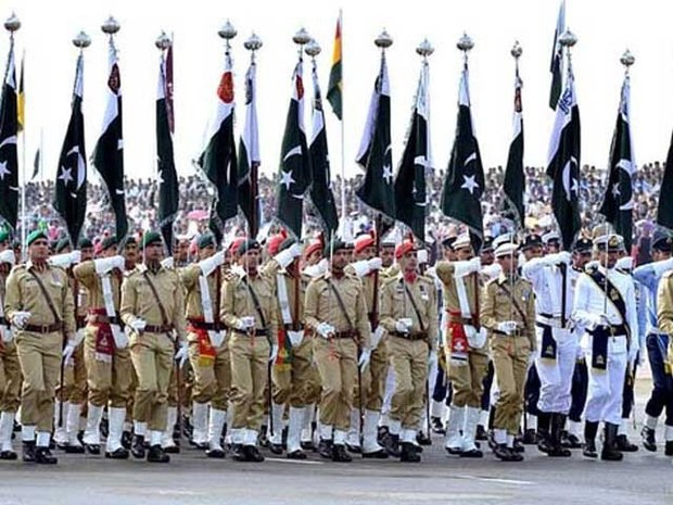 پاکستان میں آج یوم پاکستان قومی جذبے کے ساتھ منایا جارہا ہے