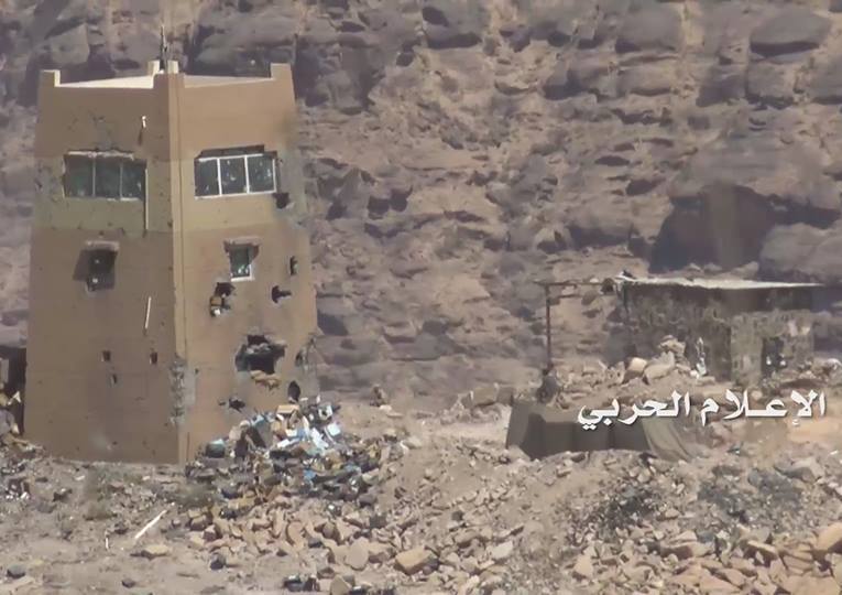الجيش اليمني يقتحم 12 موقعا ويدمر 23 آلية ويقتل وجرح 40 جنديا سعوديا بجيزان ونجران وعسير