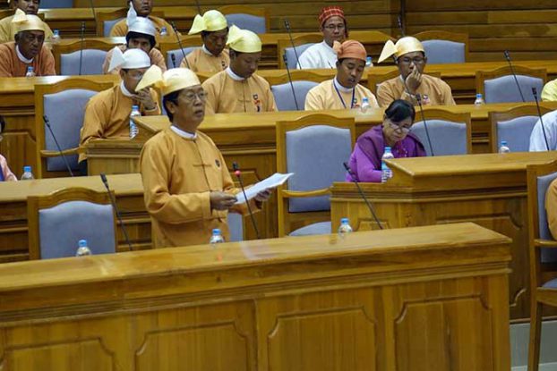 မံုရြာ မီးပိြဳင့္အခ်ိဳ႕တြင္ စီစီတီဗြီကင္မရာမ်ား တပ္ဆင္မည္