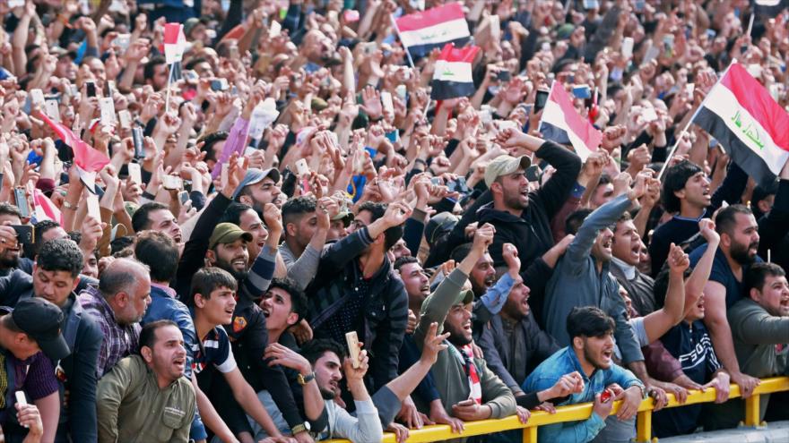 Des milliers d'Irakiens protestent contre la corruption à Bagdad