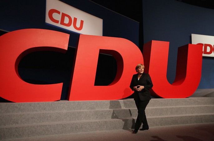 Parti Merkel Menang Besar