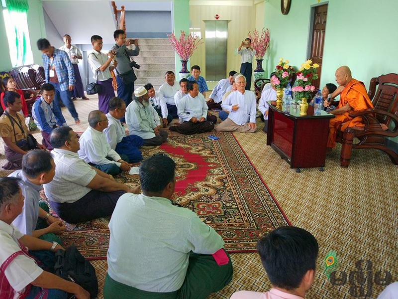 လြတ္လပ္စြာယံုၾကည္ကိုးကြယ္ခြင့္ရွိေရး ဘာသာေပါင္းစံု အႀကီးအကဲမ်ား ေတြ႕ဆံုေဆြးေႏြး