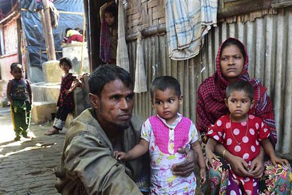 ミャンマー軍司令官が、ラカイン州住民弾圧を支持