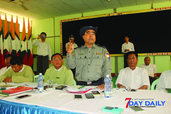 လက္ပံေတာင္းေတာင္ေဒသခံမ်ားကို လူစုခြဲလို၍ ေရာ္ဘာက်ည္ျဖင့္ ပစ္ခတ္ခဲ့ဟု ရဲတပ္ဖြဲ႕ေျပာ