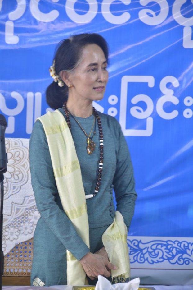 NCA တြင္ ေကအုိင္အို ပါဝင္လက္မွတ္ထိုးေရး တိုက္တြန္းေပးရန္ ကခ်င္လူထုေခါင္းေဆာင္မ်ားအား ေဒၚေအာင္ဆန္းစုၾကည္ေျပာၾကား