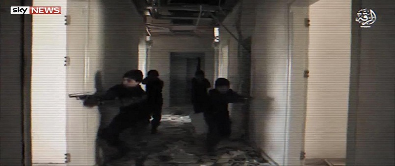 Işid’in katil çocukları nasıl insan öldürüyor?/Video