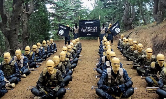 مقتل 3 مسلحين موالين لـ"داعش" في هجمات جوية شرقي أفغانستان