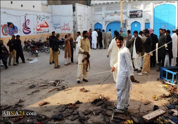 تفجير ارهابي يستهدف صلاة الجمعة في مسجد بباكستان يوقع 15 شهيدا وعشرات الجرحى