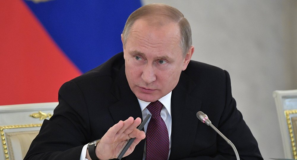 Putin: Rússia poderá manter 'eternamente' medidas de resposta a sanções