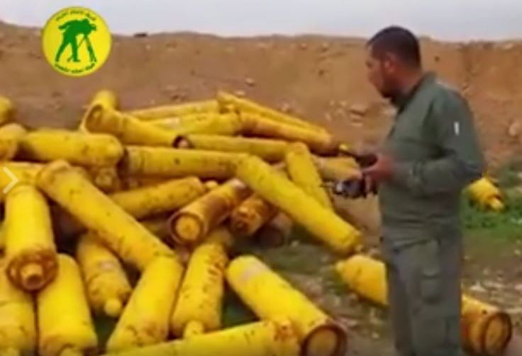 فيديو / عصائب اهل الحق تسيطر على عشرات القناني من غاز الكلور السام لداعش التكفيري
