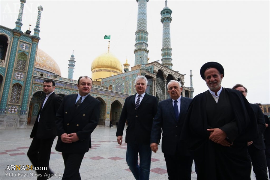 “Altos Funcionarios del  Gobierno Húngaro  han Visitado el Santuario de Fátima Ma’asumah (P) en Qom”