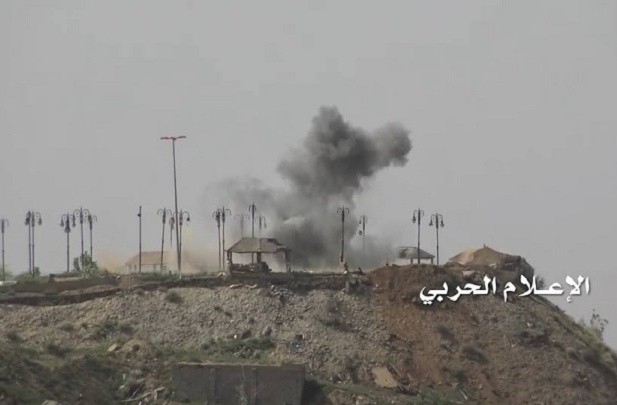 الجيش اليمني يقصف مواقع وتجمعات الجيش السعودي في جيزان