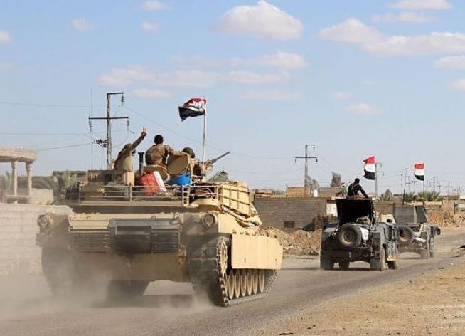 قطعات الجيش تحرر قرية الريحانة وتقتل 30 داعشيا في أيمن الموصل