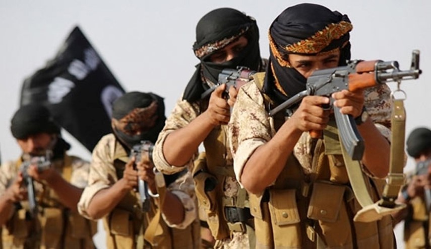 ISIS attacks strategic town by using US missile raid on Syria