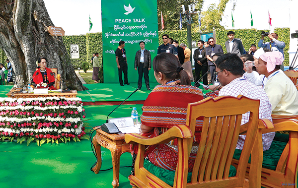 ေဒၚေအာင္ဆန္းစုၾကည္ႏွင့္ ေက်းလက္လူငယ္မ်ား ၿငိမ္းခ်မ္းေရးစကားဝုိင္း ဧၿပီ ၁၁ ရက္ျပဳလုပ္မည္