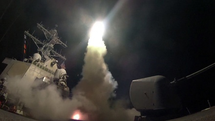 US-Marine greift Luftwaffenbasis der syrischen Armee mit Raketen an