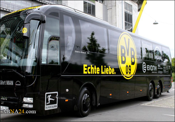 إصابة لاعب نادي دورتموند الالماني بعد انفجار بالقرب من حافلة الفريق