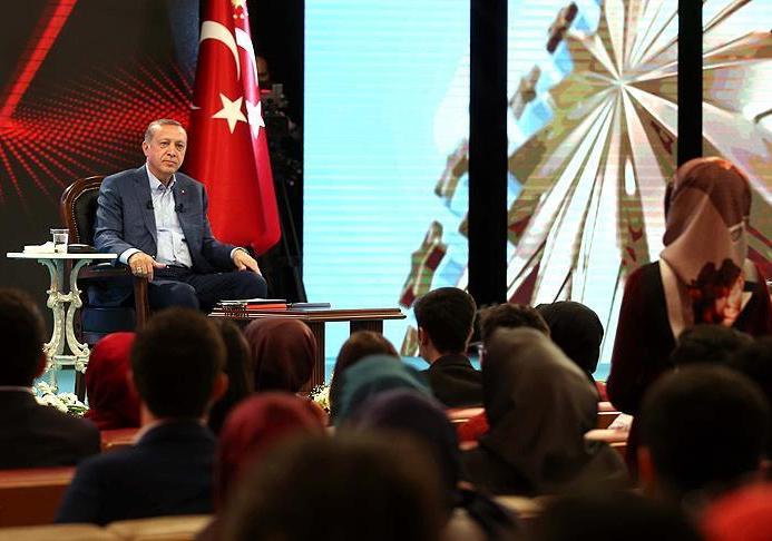 تركيا تعلن انها اعتقلت 19 مؤيدا لداعش كانوا يحضرون للاخلال بالاستفتاء