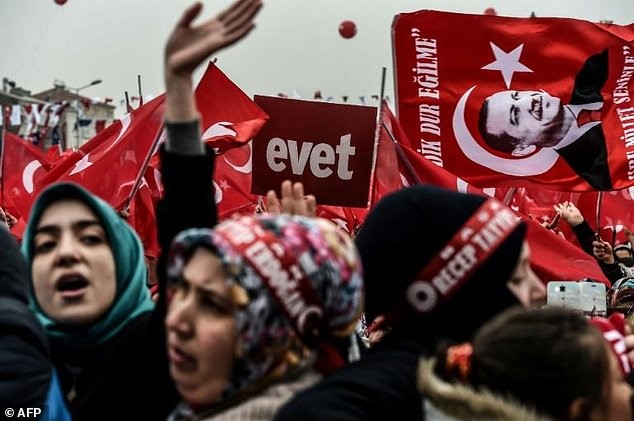 Turkey Referendum; What do 'Yes' or 'No' vote mean for Turkish people