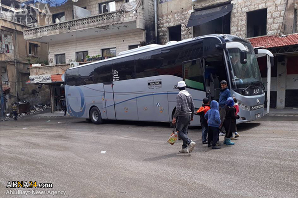 Buses arrive in Shiite towns of Foua, Kefraya to evacuate some 8,000 civilians