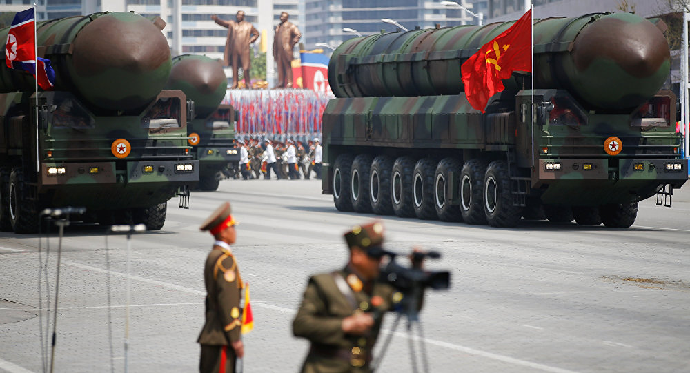 Confira como foi a inédita parada militar de homenagem a Kim Il-sung